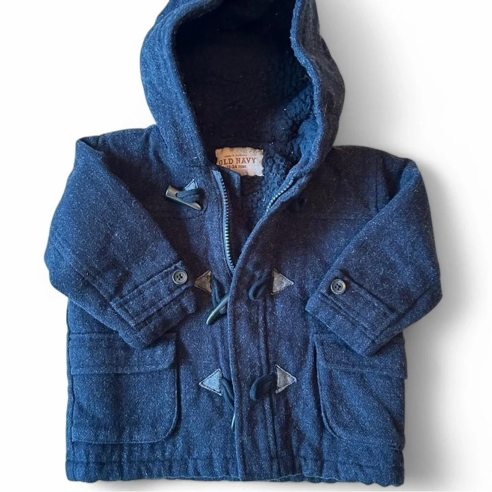 Old Navy Boys Hooded Toggle Wool Blend Coat, 18-24M, Gray/Navy, Fleece Lined